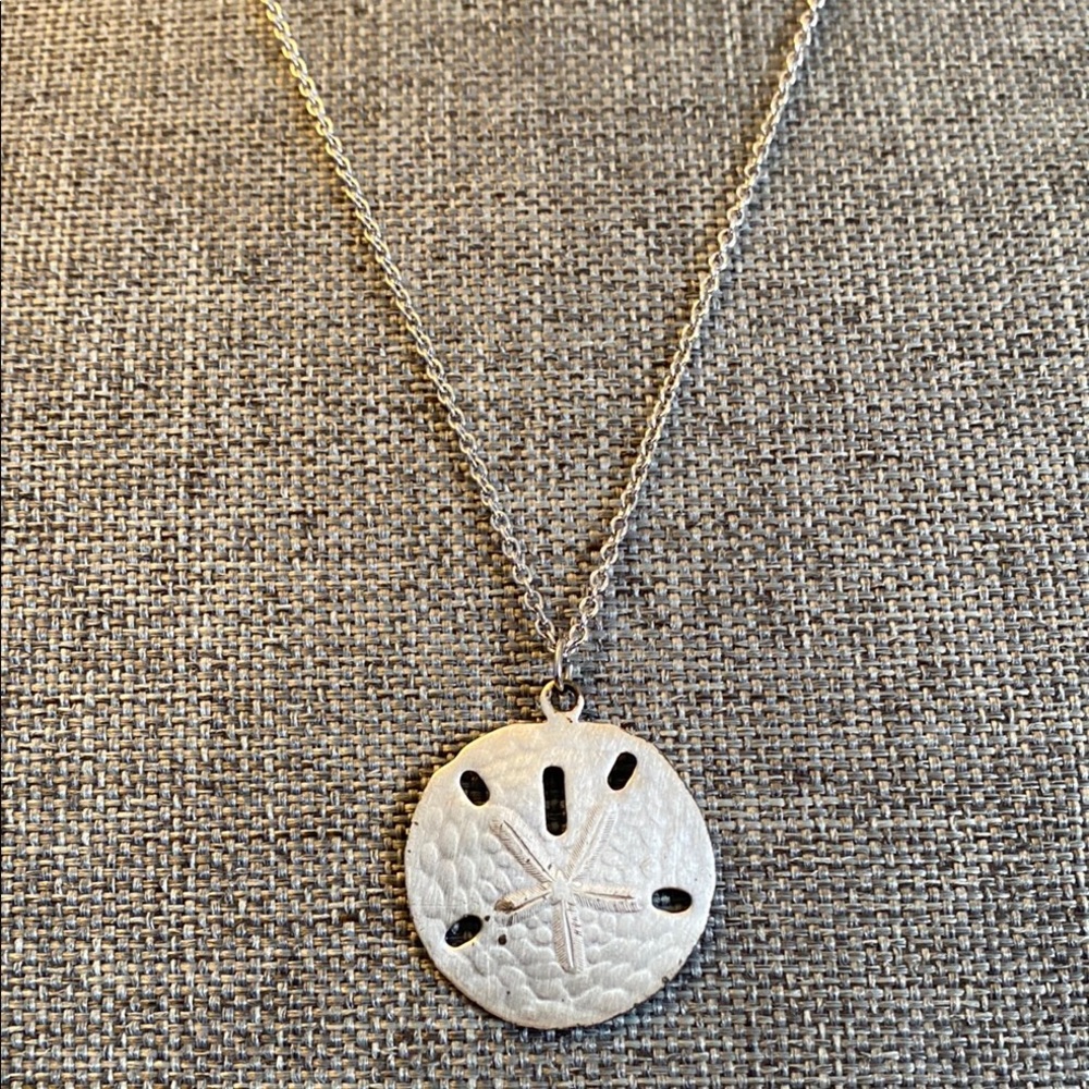 Silver Sand Dollar Pendant Necklace
